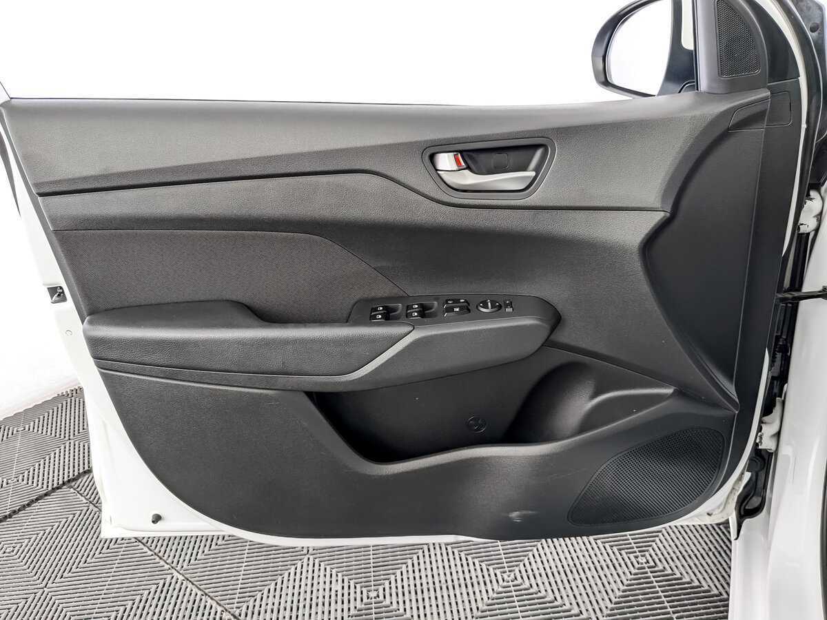 Б/У Хендай Солярис 2019 года. Фото: #18