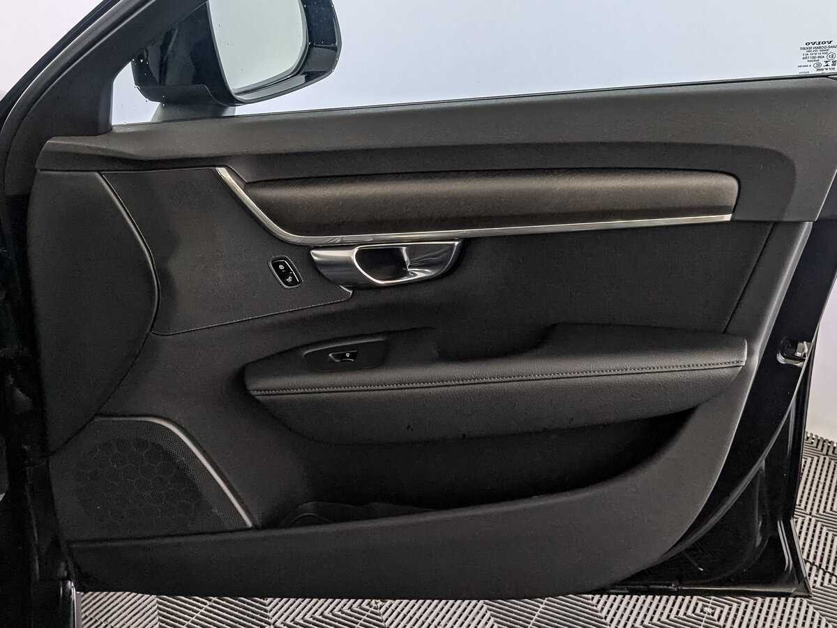 Volvo V90 Cross Country 2019 года с пробегом. Фото: #21