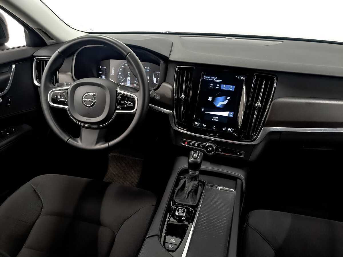 Volvo V90 Cross Country 2019 года с пробегом. Фото: #24