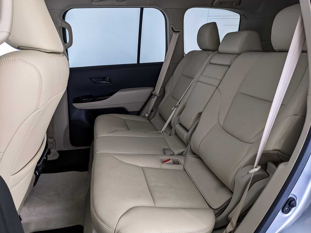 Toyota Land Cruiser 2022 года с пробегом. Фото: #11