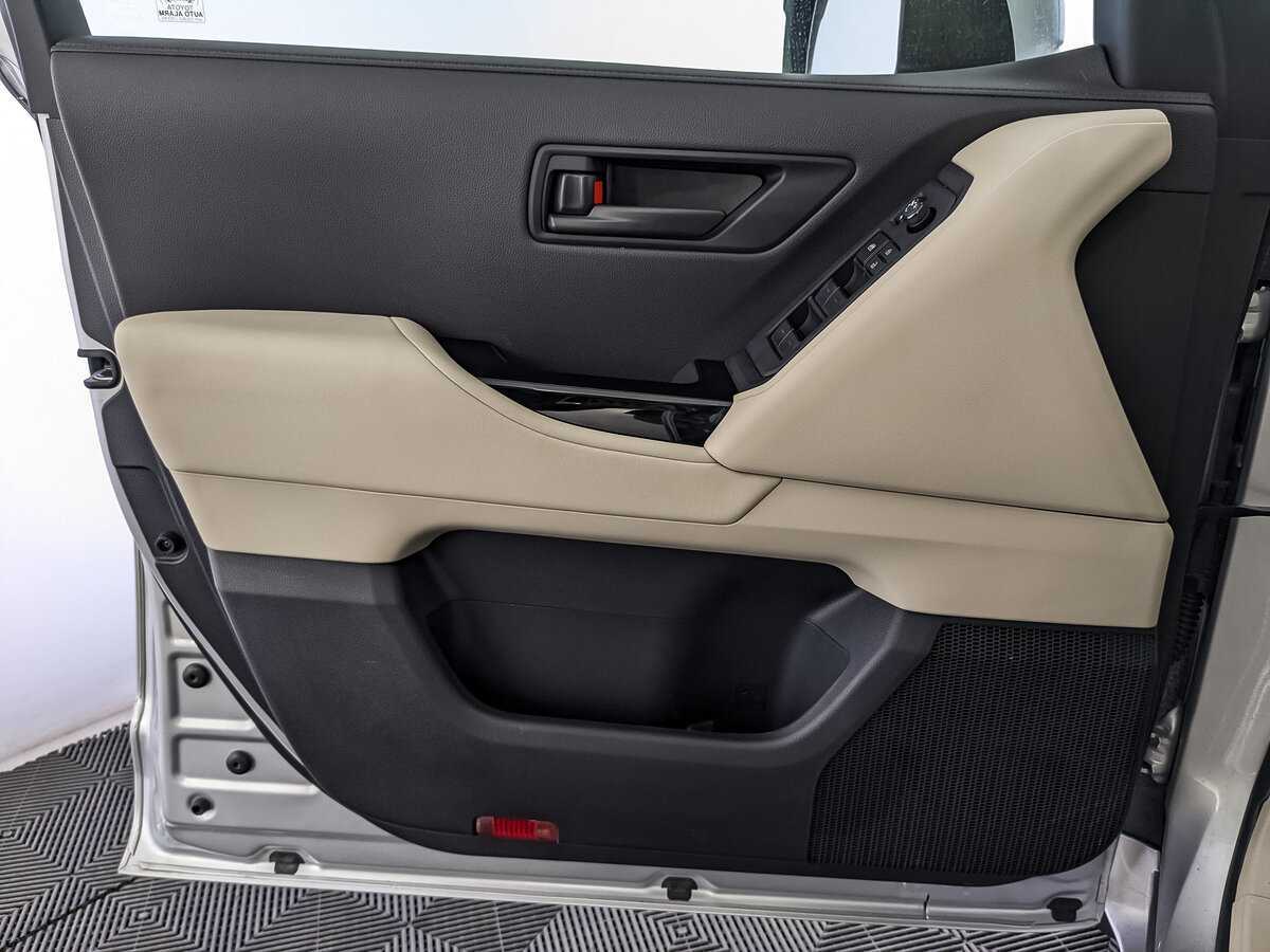 Toyota Land Cruiser 2022 года с пробегом. Фото: #18