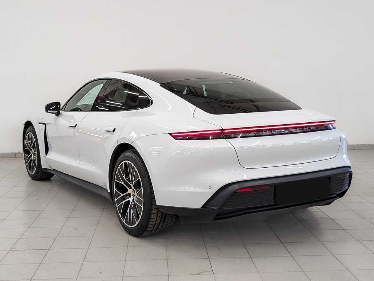 Porsche Taycan 2021 года с пробегом. Фото: #6