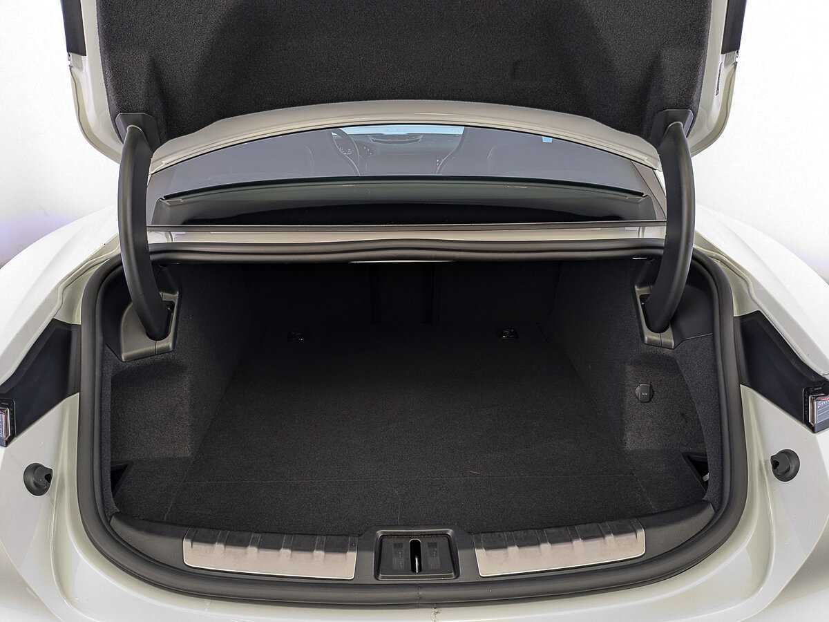 Porsche Taycan 2021 года с пробегом. Фото: #9