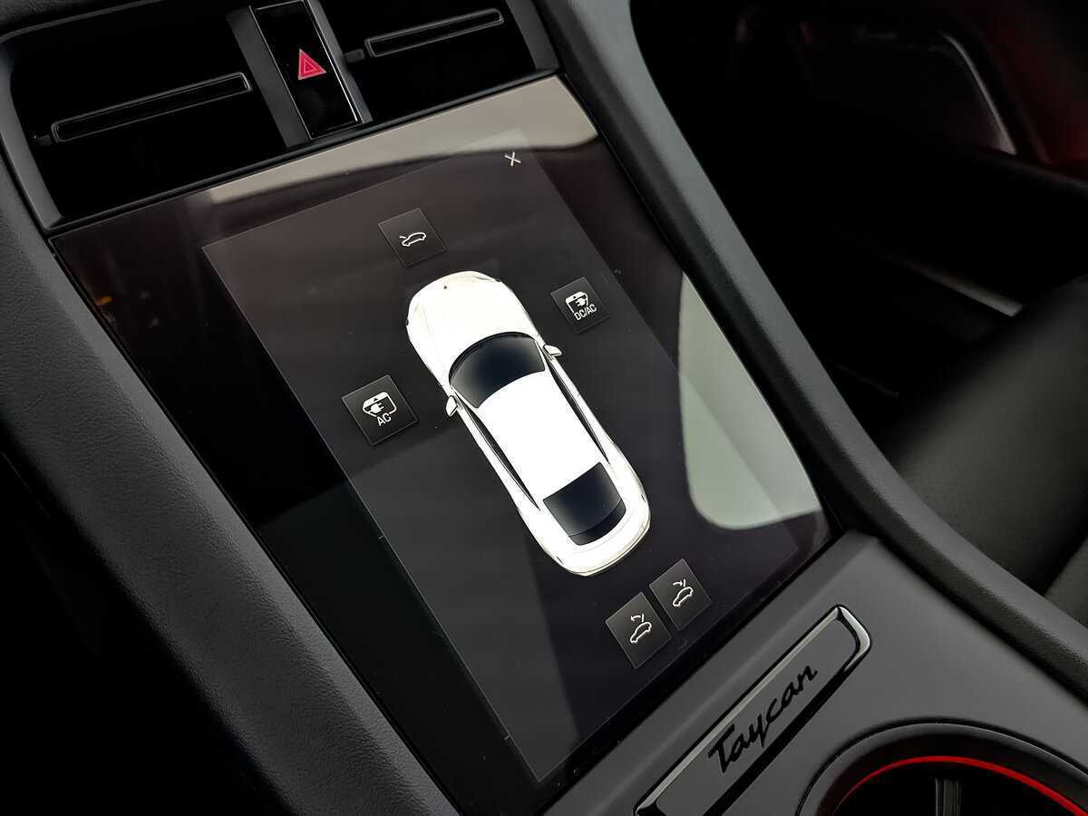 Porsche Taycan 2021 года с пробегом. Фото: #26