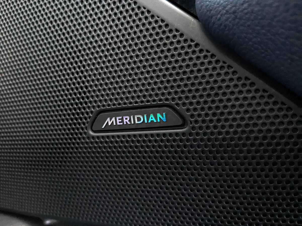 Land Rover Range Rover Velar 2020 года с пробегом. Фото: #26