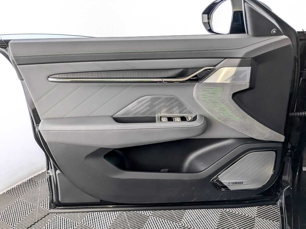 Zeekr 001 2022 года с пробегом. Фото: #18