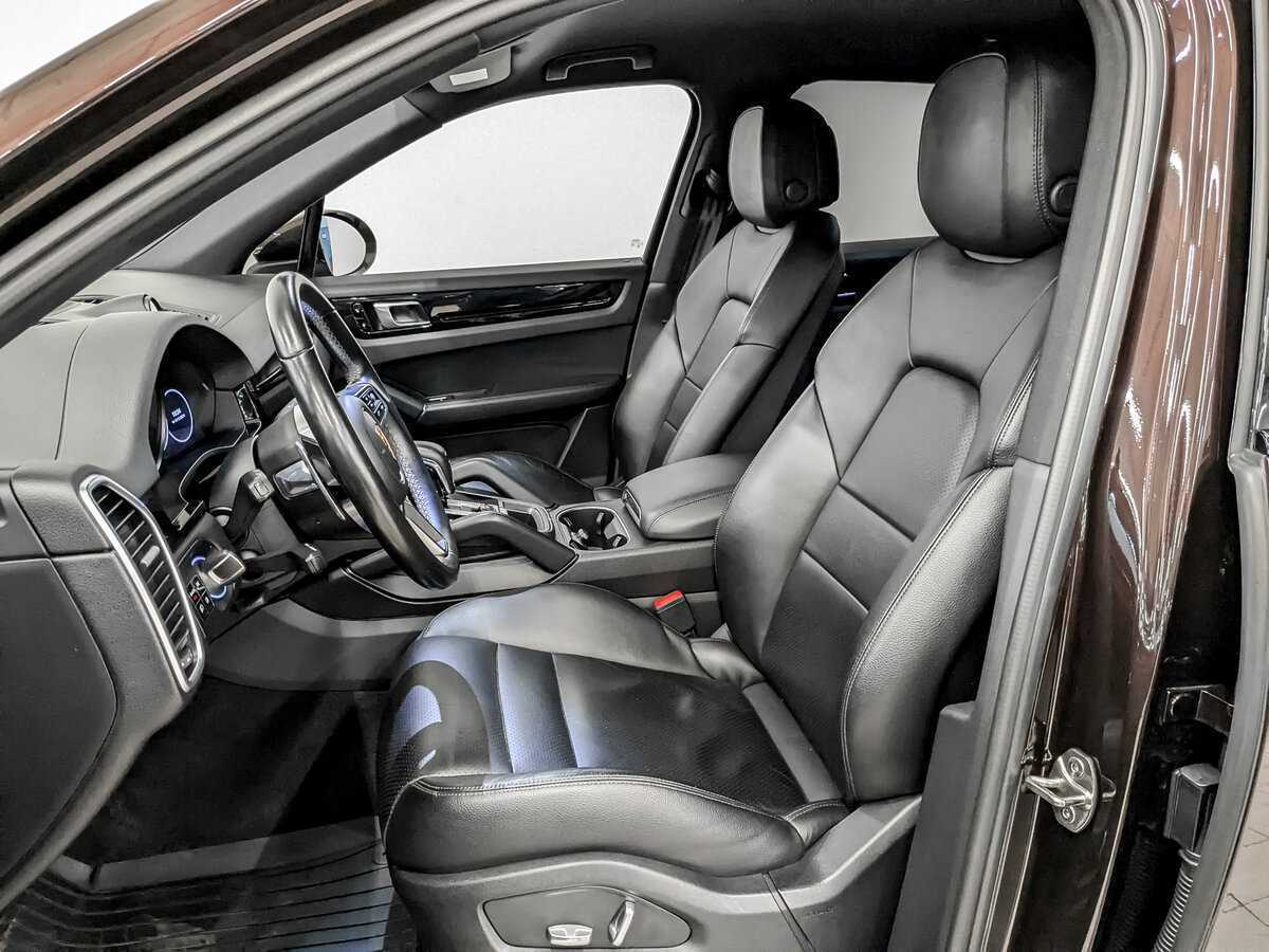 Porsche Cayenne 2018 года с пробегом. Фото: #19