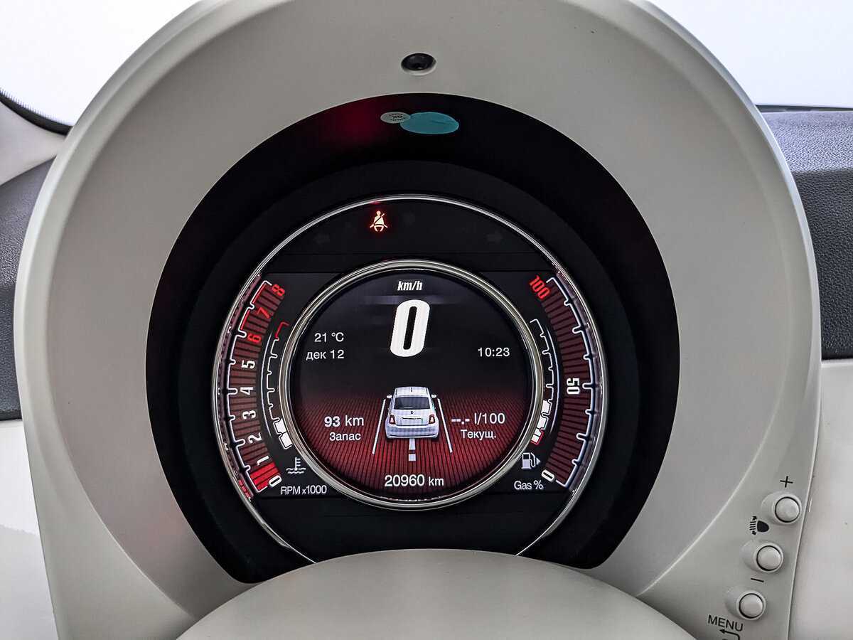 Fiat 500 2015 года с пробегом. Фото: #15