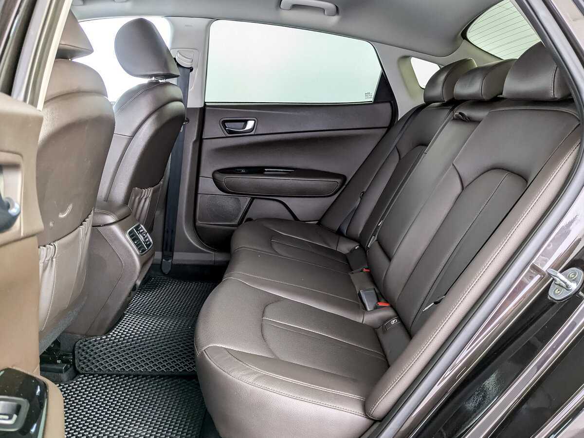 Kia Optima 2018 года с пробегом. Фото: #11