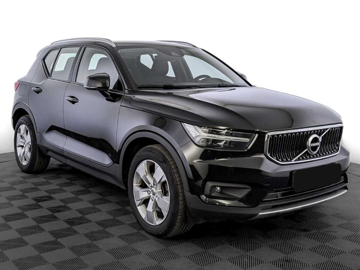 Volvo XC40 2021 года с пробегом. Фото: #2
