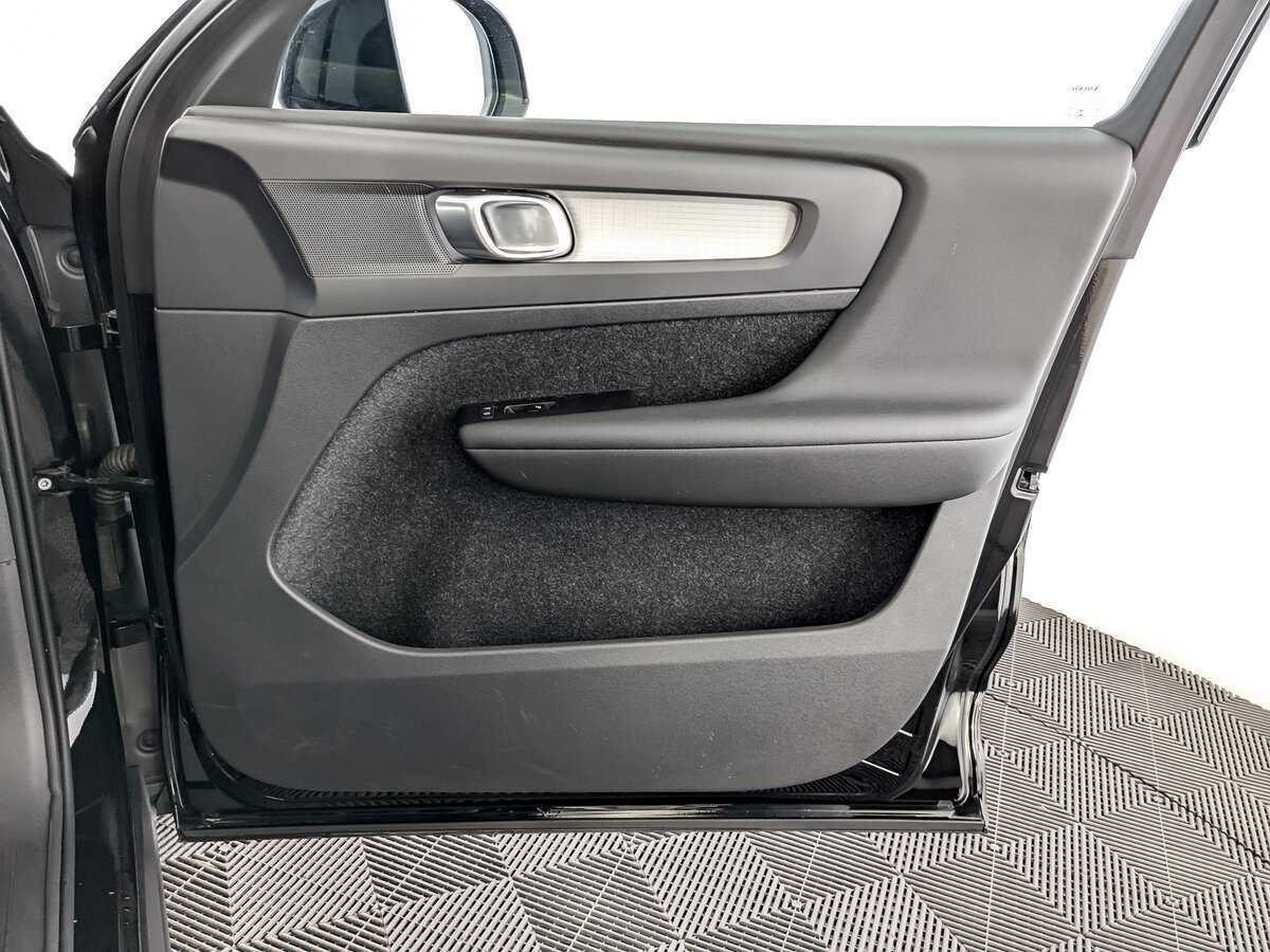 Volvo XC40 2021 года с пробегом. Фото: #24