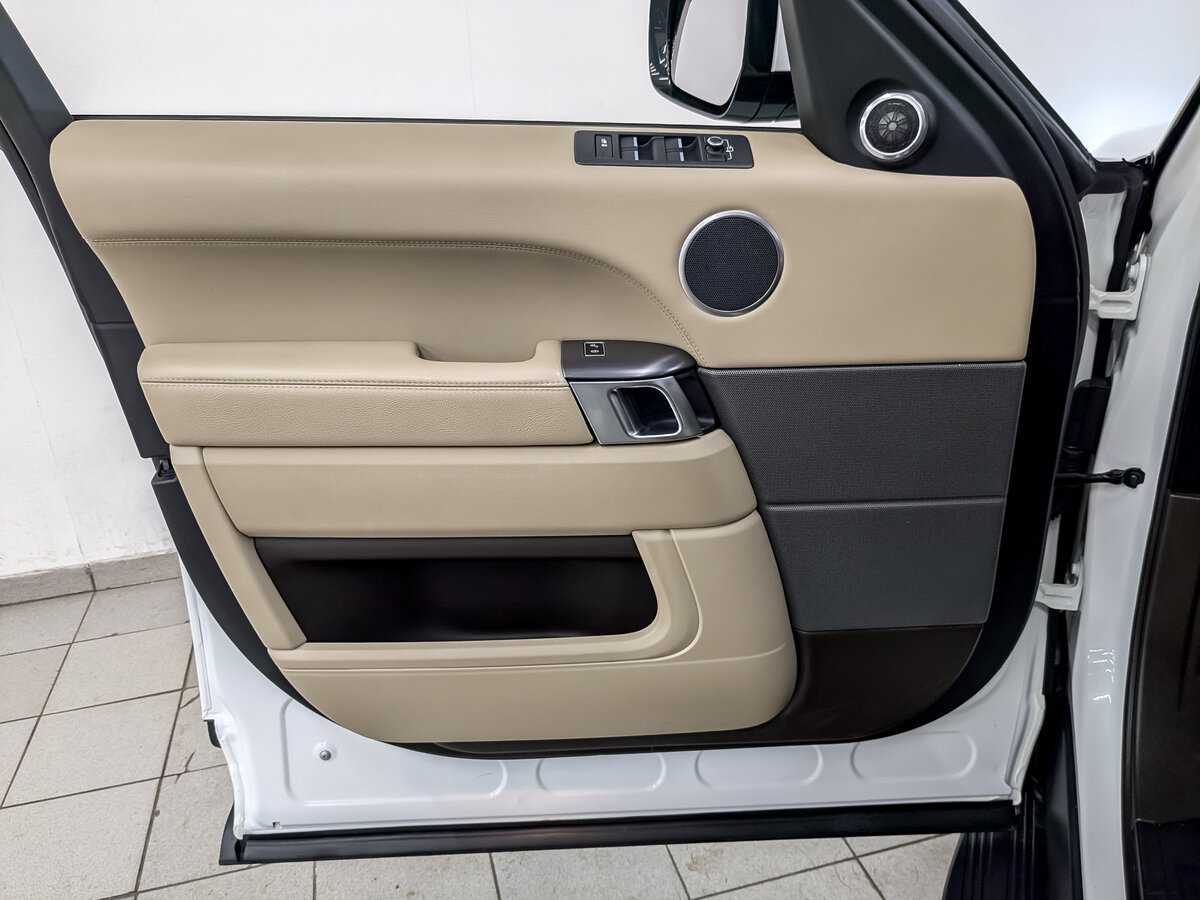 Land Rover Range Rover Sport 2017 года с пробегом. Фото: #17