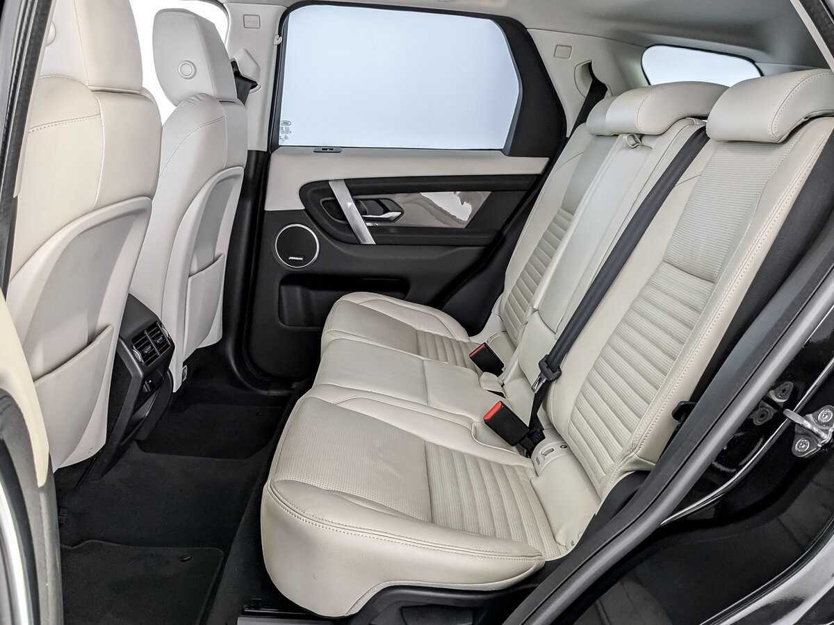 Land Rover Discovery Sport 2019 года с пробегом. Фото: #11