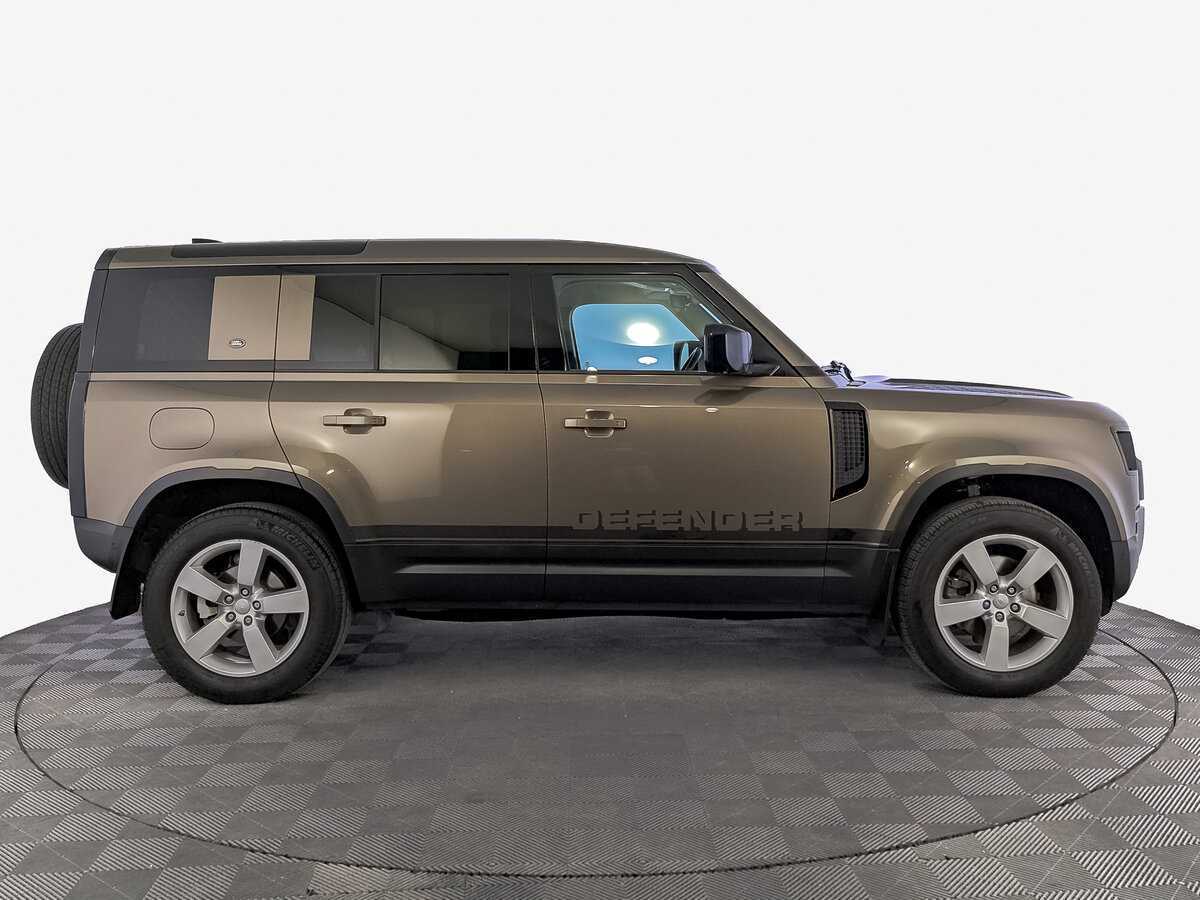 Land Rover Defender 2021 года с пробегом. Фото: #3
