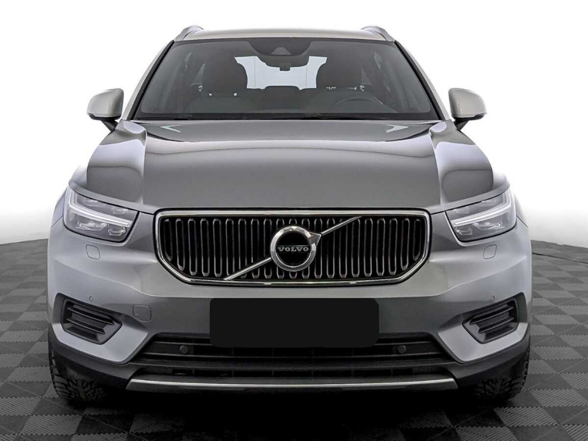 Volvo XC40 2021 года с пробегом. Фото: #1