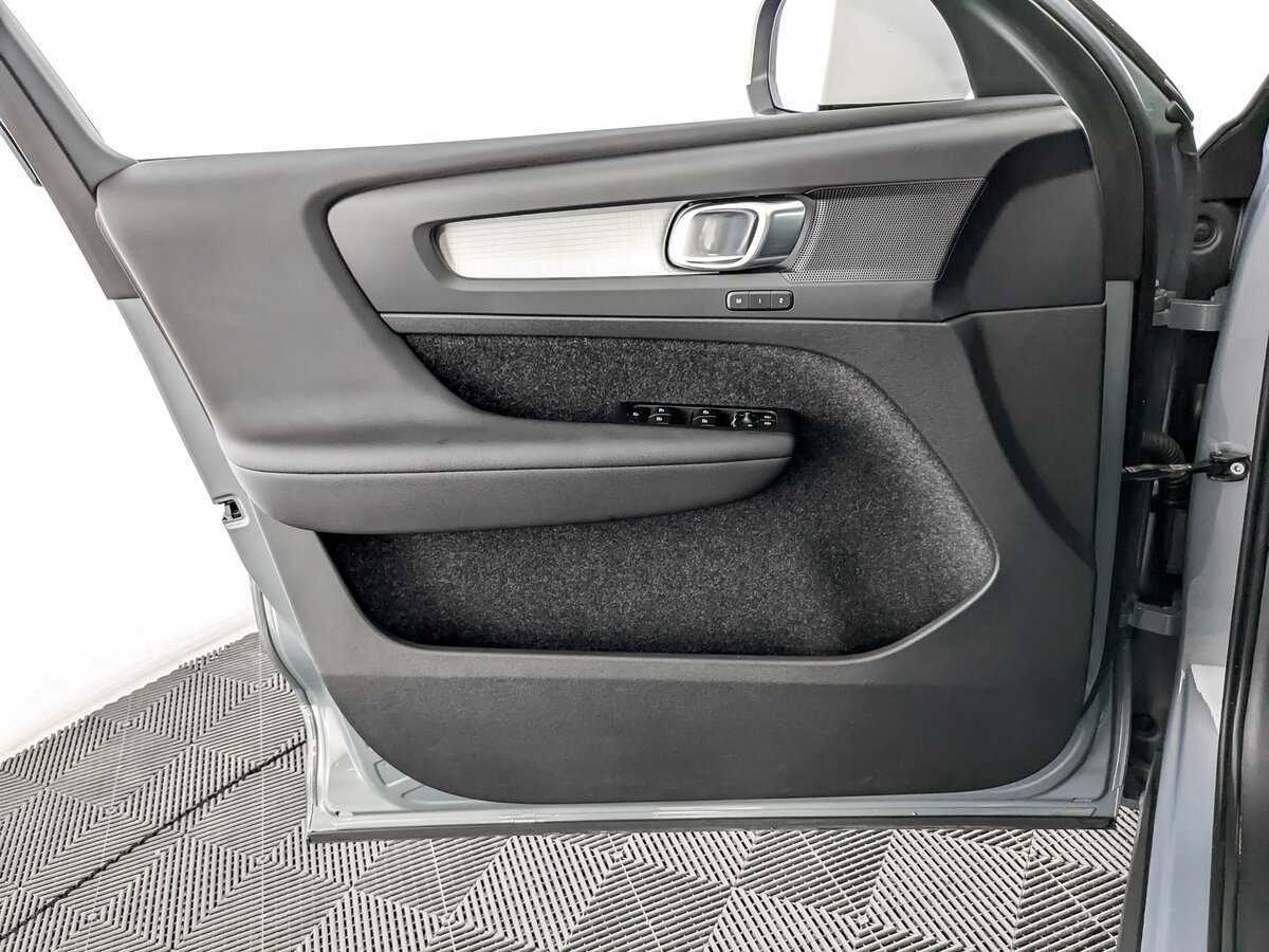 Volvo XC40 2021 года с пробегом. Фото: #18