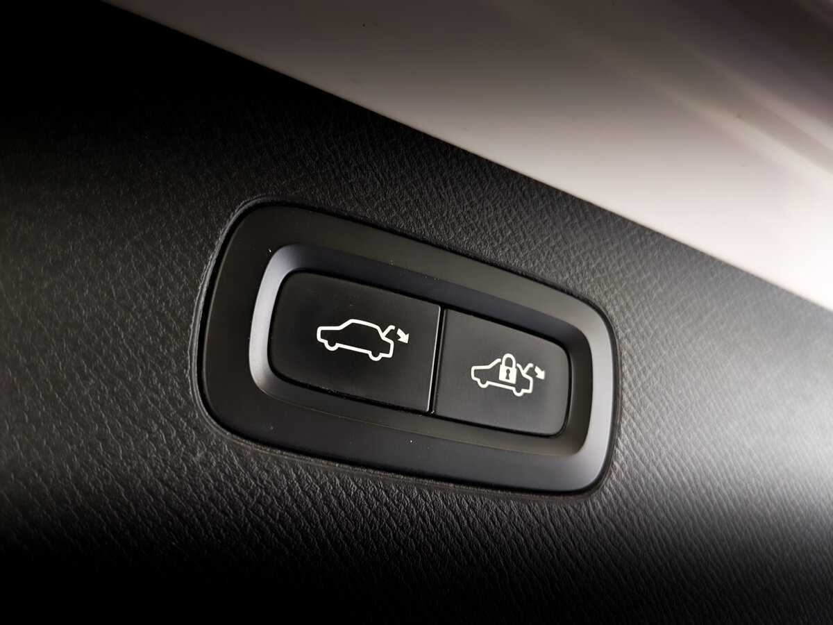 Volvo XC90 2018 года с пробегом. Фото: #26