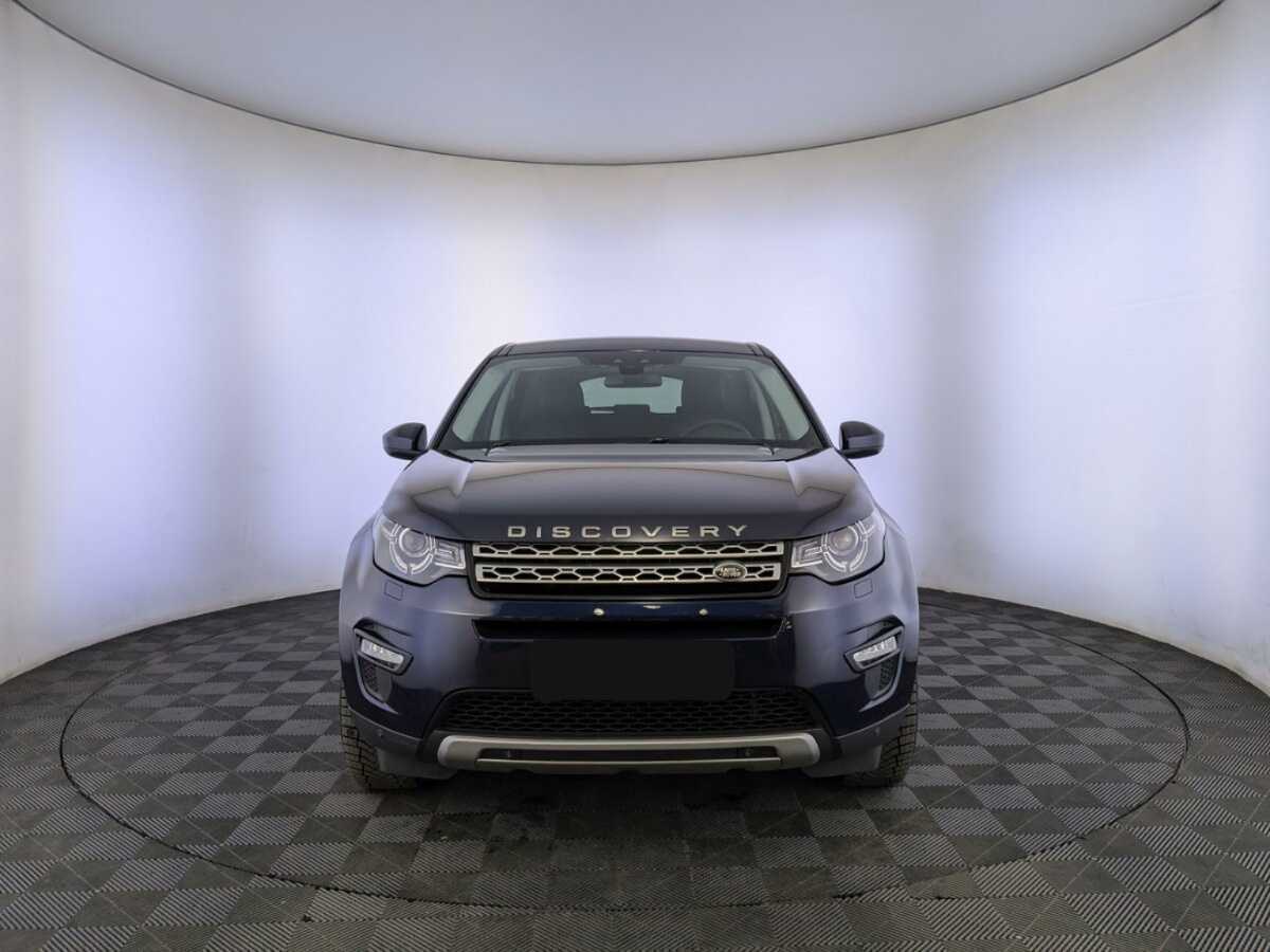 Land Rover Discovery Sport 2017 года с пробегом. Фото: #1