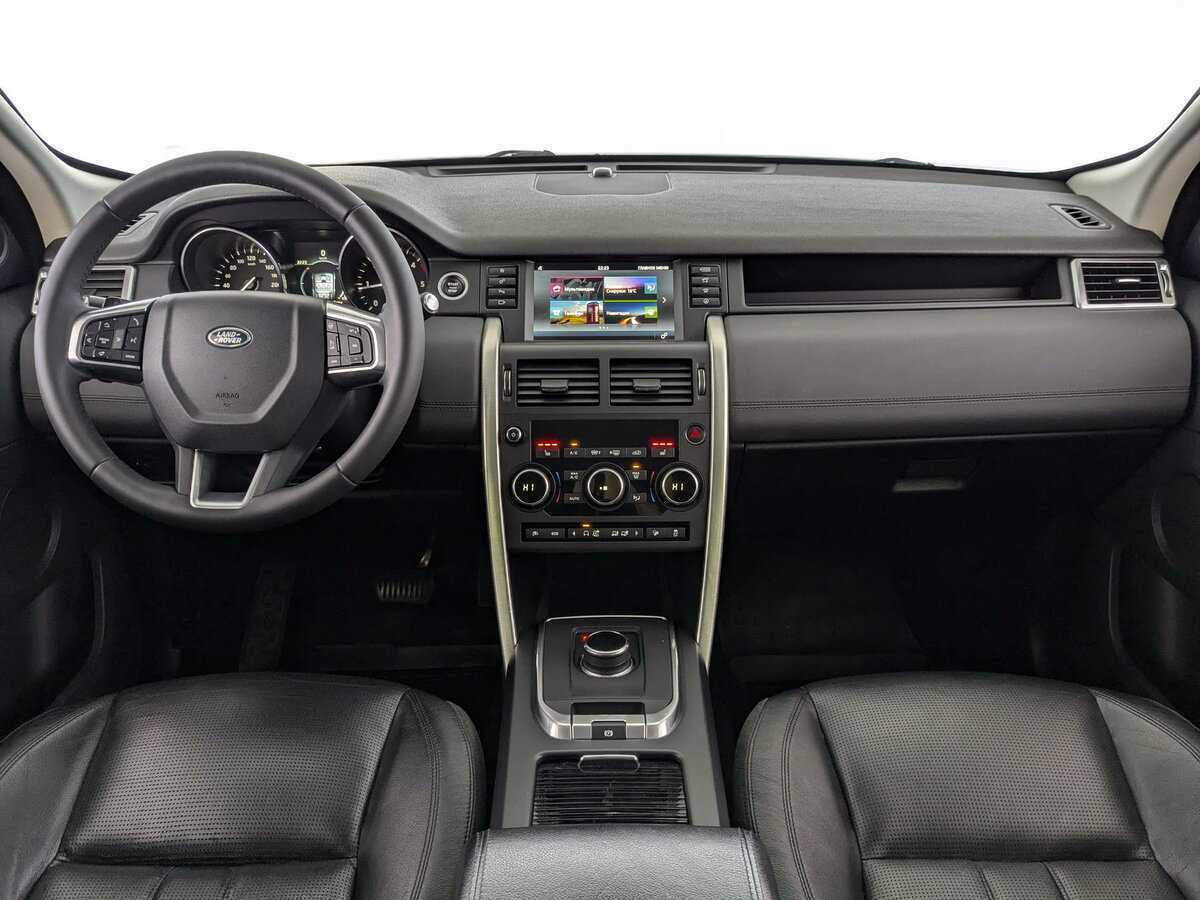Land Rover Discovery Sport 2017 года с пробегом. Фото: #22