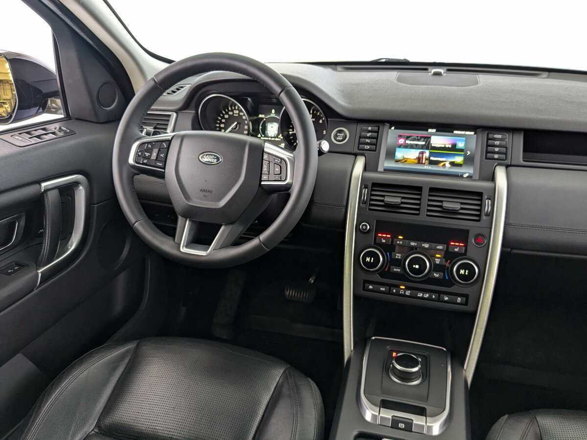 Land Rover Discovery Sport 2017 года с пробегом. Фото: #24