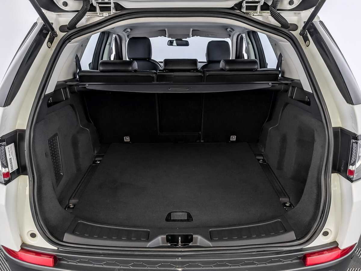 Land Rover Discovery Sport 2017 года с пробегом. Фото: #9