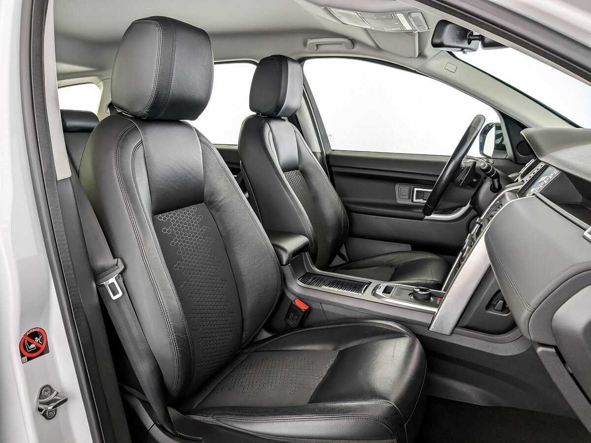 Land Rover Discovery Sport 2017 года с пробегом. Фото: #23