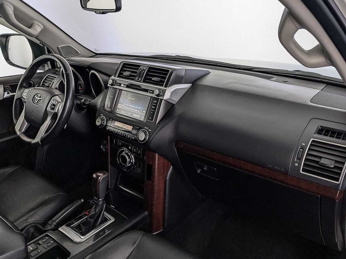 Toyota Land Cruiser Prado 2017 года с пробегом. Фото: #12