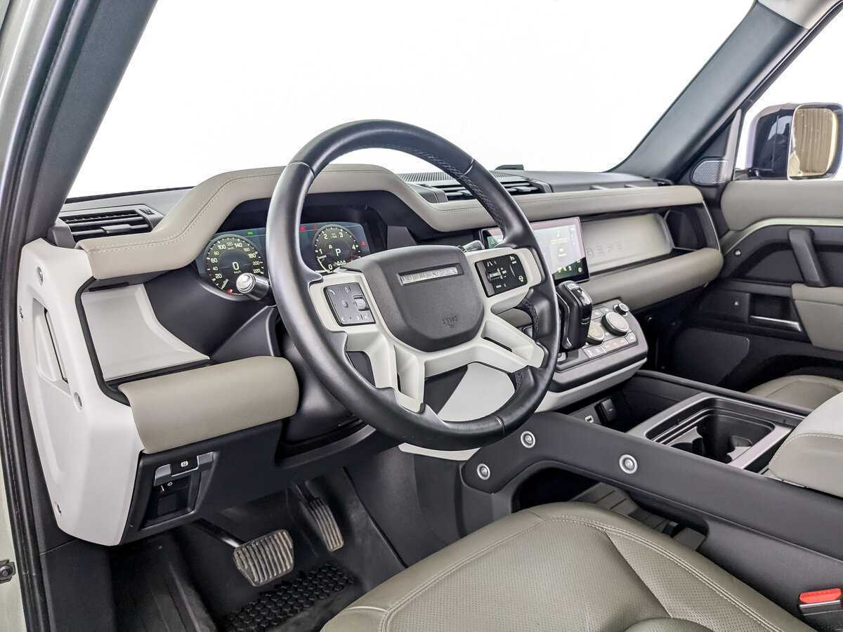 Land Rover Defender 2021 года с пробегом. Фото: #15