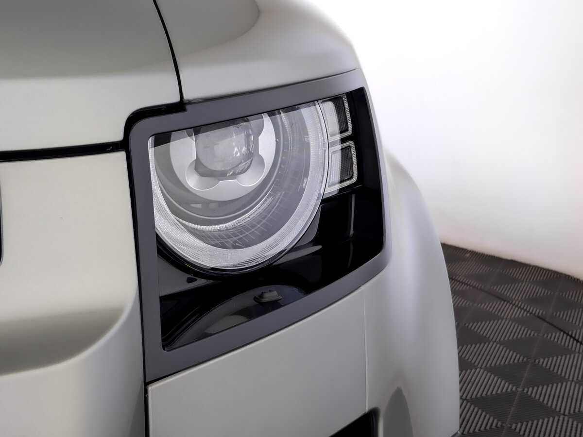 Land Rover Defender 2021 года с пробегом. Фото: #16