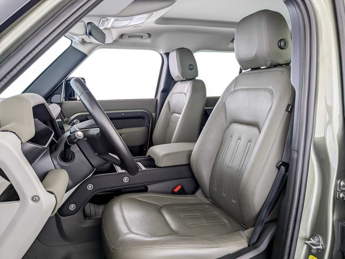 Land Rover Defender 2021 года с пробегом. Фото: #19