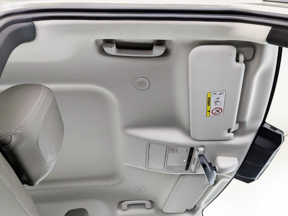 Land Rover Defender 2021 года с пробегом. Фото: #22