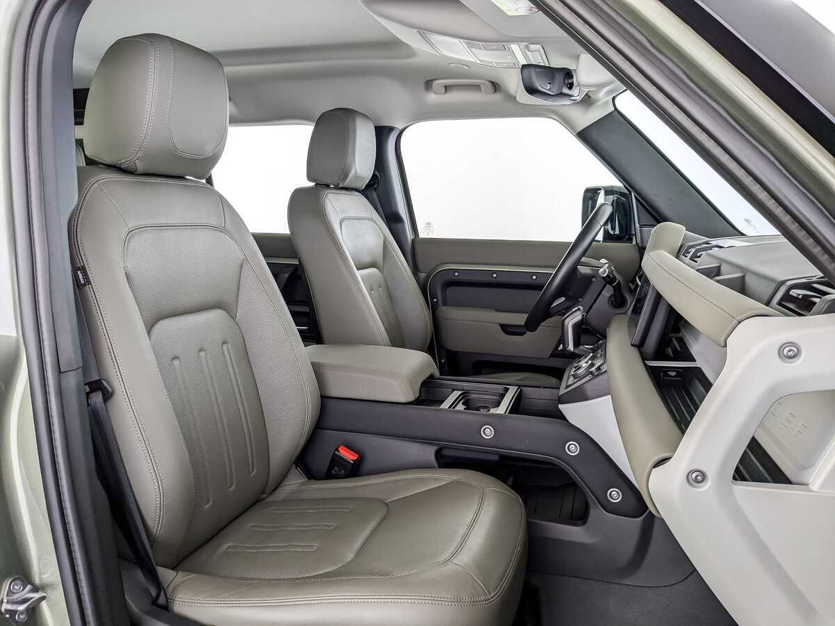 Land Rover Defender 2021 года с пробегом. Фото: #23