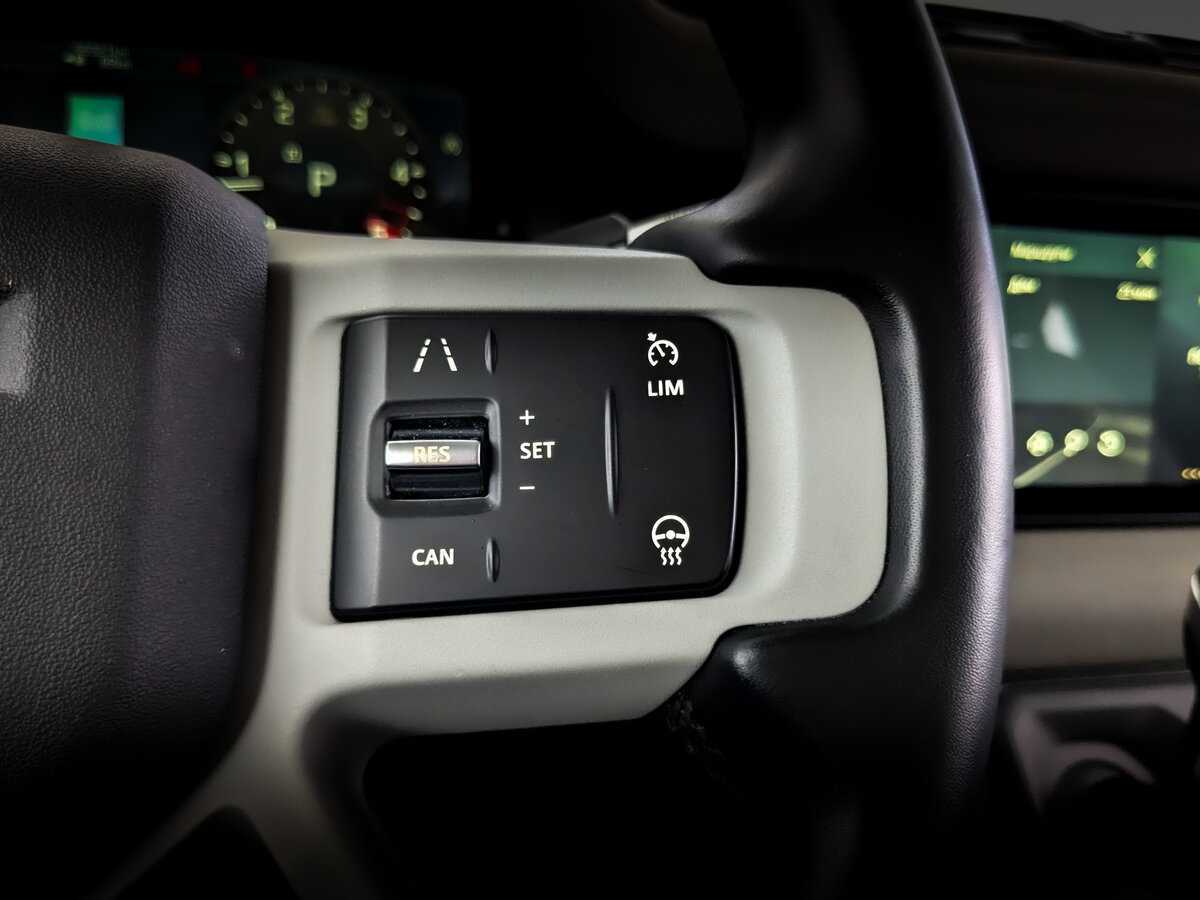 Land Rover Defender 2021 года с пробегом. Фото: #27