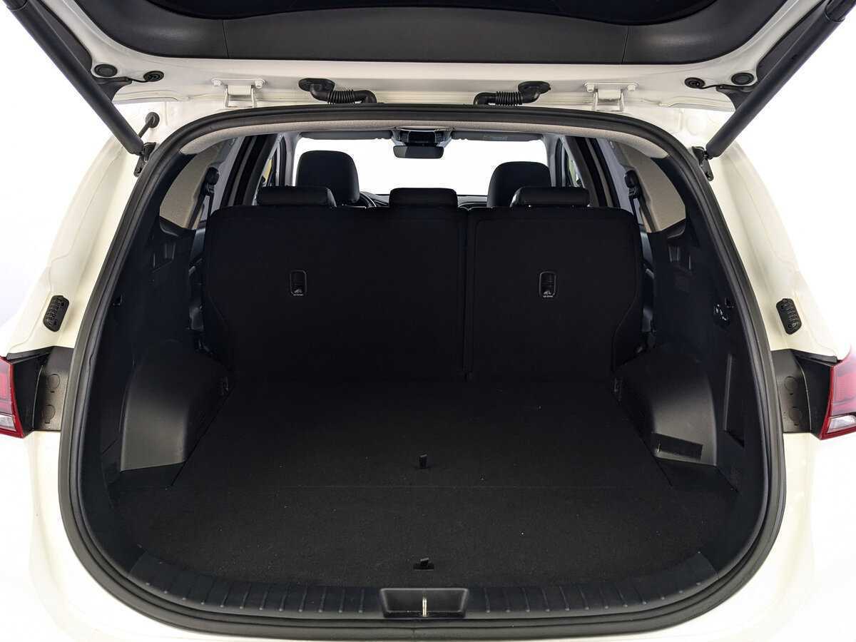 Hyundai Santa Fe 2022 года с пробегом. Фото: #9