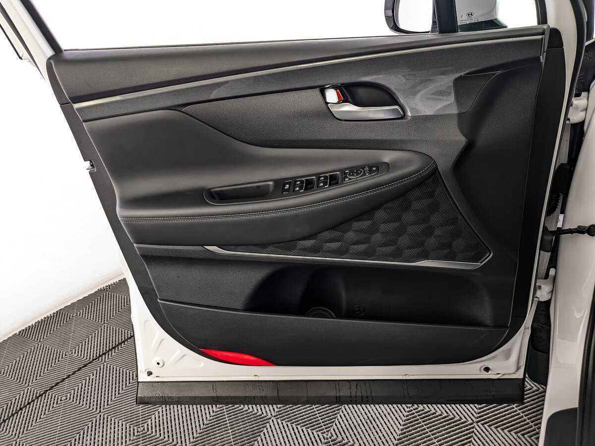 Hyundai Santa Fe 2022 года с пробегом. Фото: #18