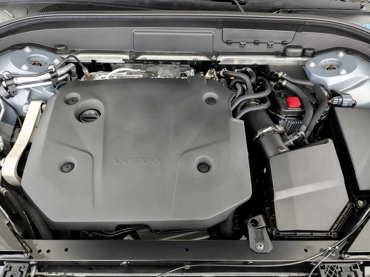 Volvo XC60 2022 года с пробегом. Фото: #8