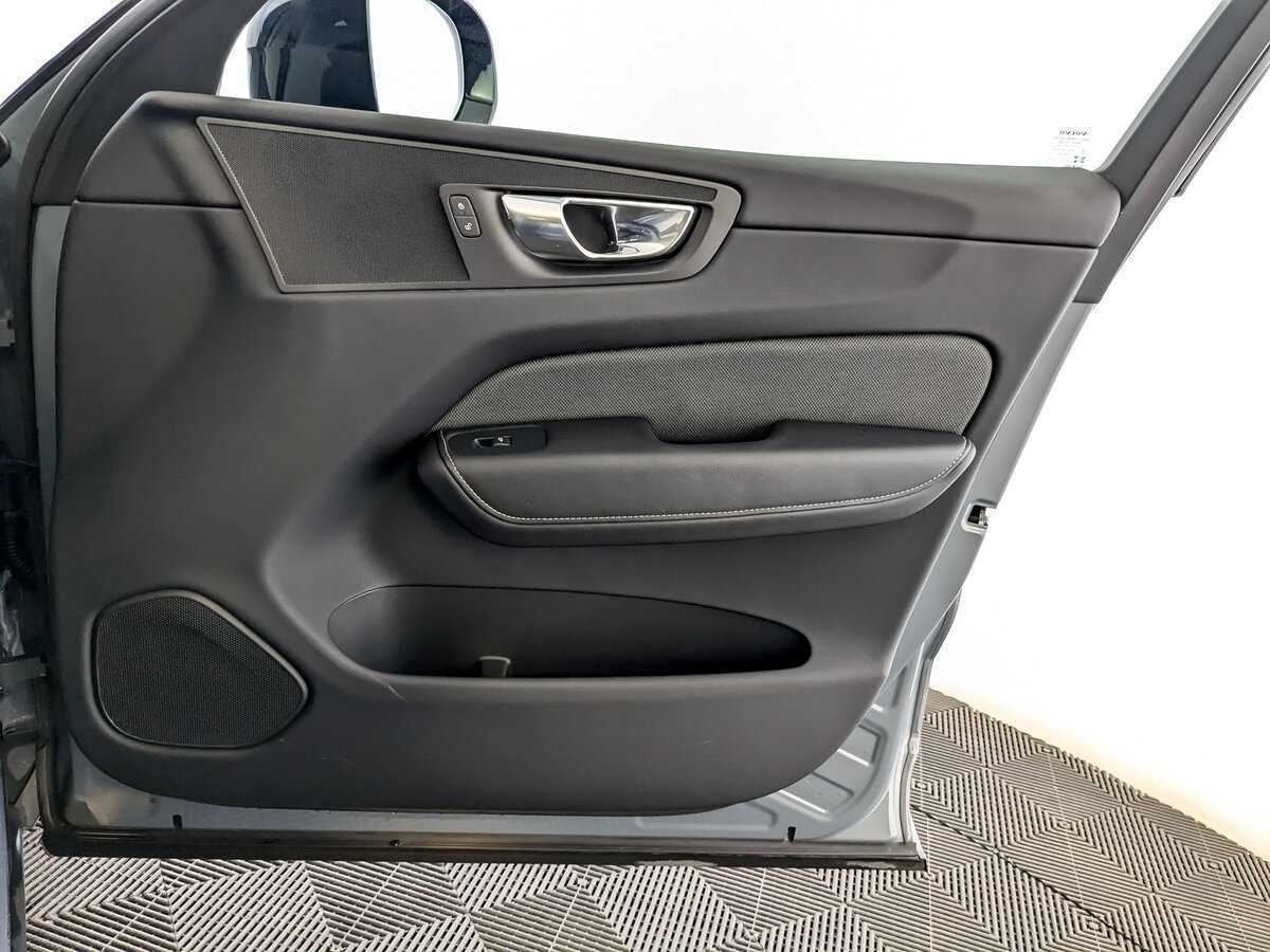 Volvo XC60 2022 года с пробегом. Фото: #24