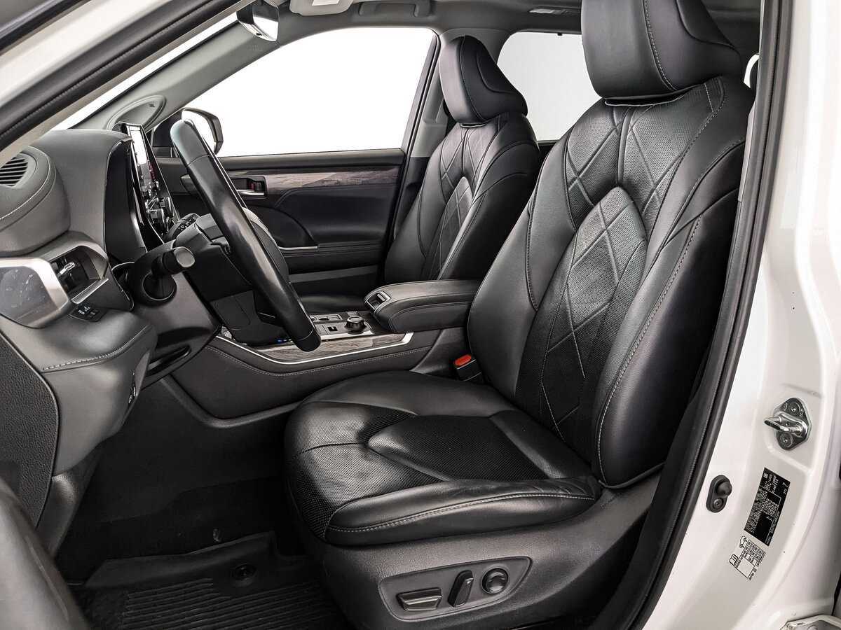 Toyota Highlander 2020 года с пробегом. Фото: #19