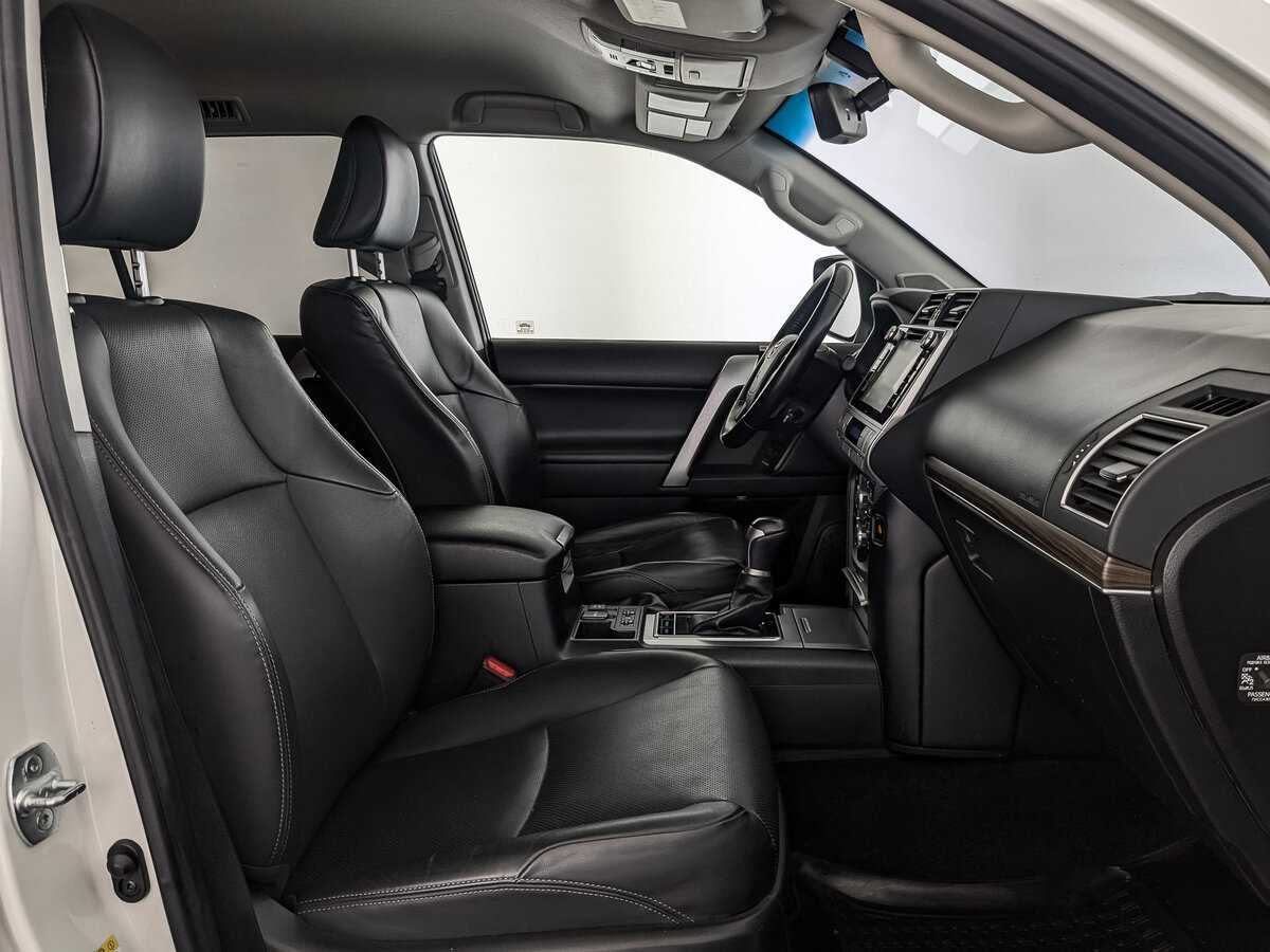 Toyota Land Cruiser Prado 2019 года с пробегом. Фото: #23
