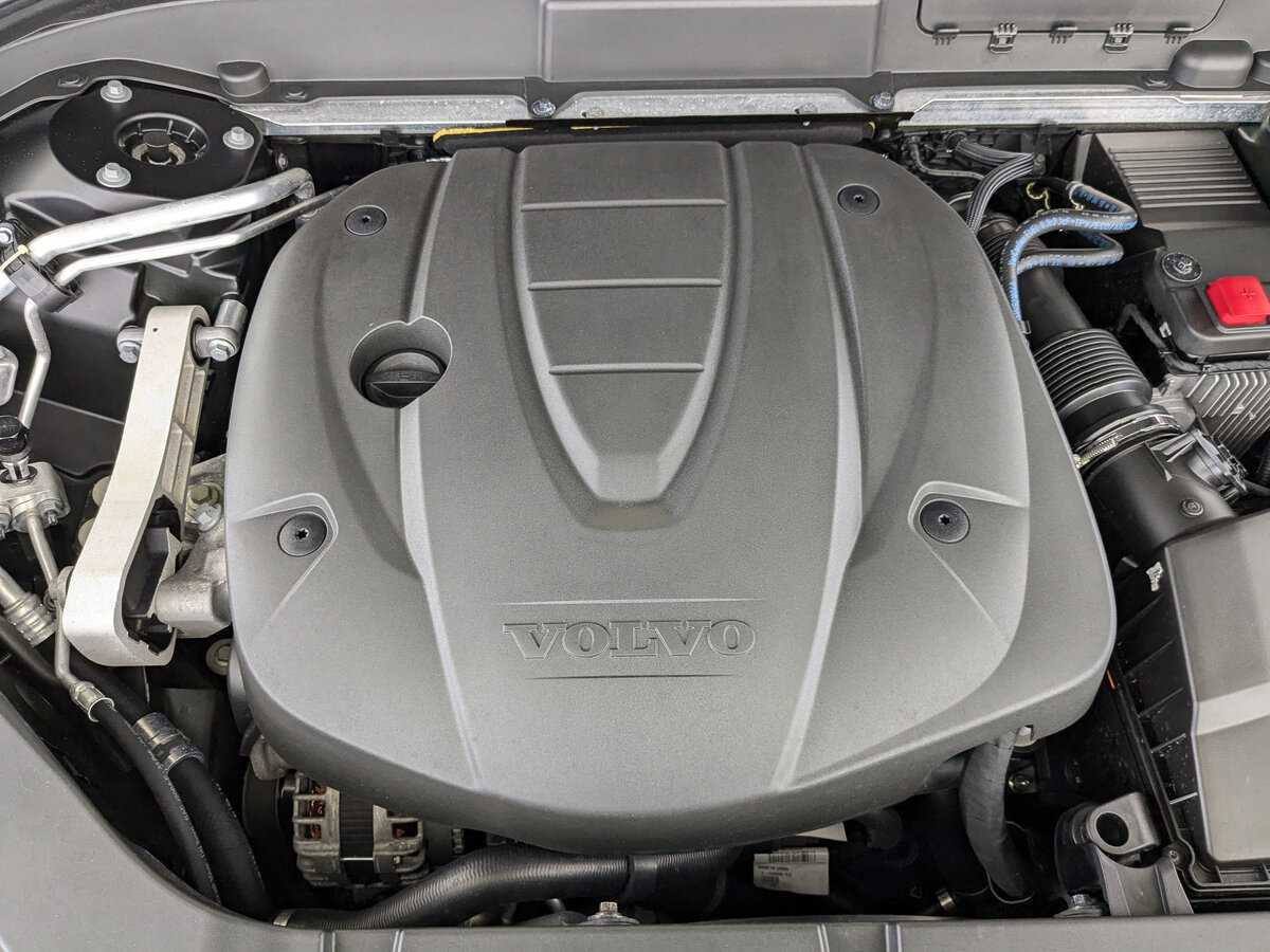 Volvo XC60 2020 года с пробегом. Фото: #8
