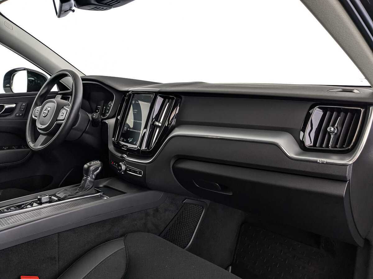 Volvo XC60 2020 года с пробегом. Фото: #12