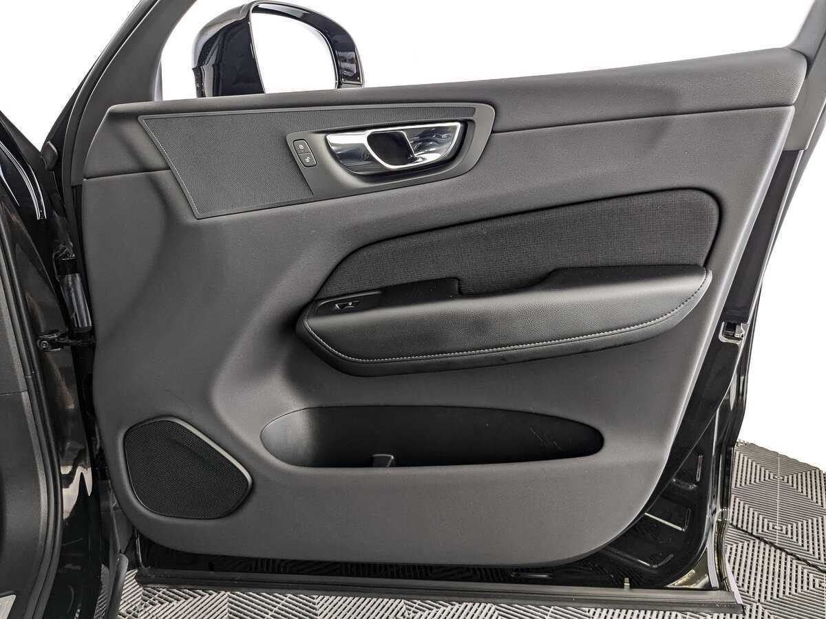 Volvo XC60 2020 года с пробегом. Фото: #23