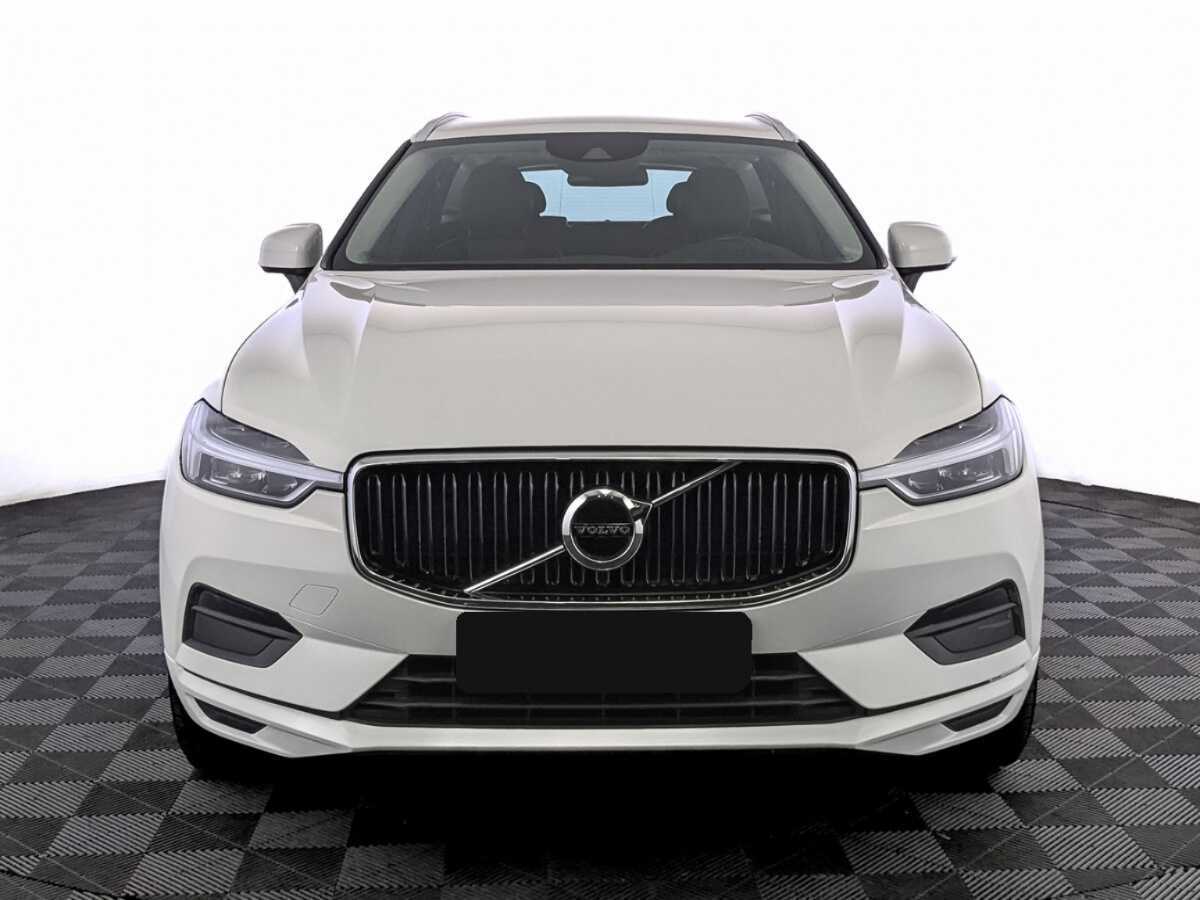 Volvo XC60 2018 года с пробегом. Фото: #1