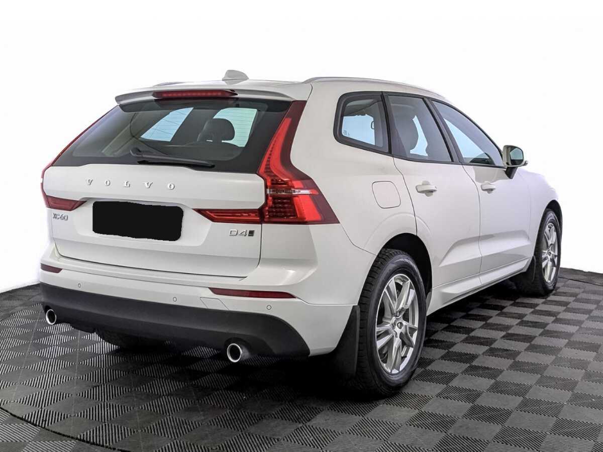 Volvo XC60 2018 года с пробегом. Фото: #4