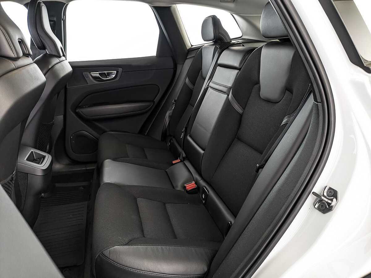 Volvo XC60 2019 года с пробегом. Фото: #11