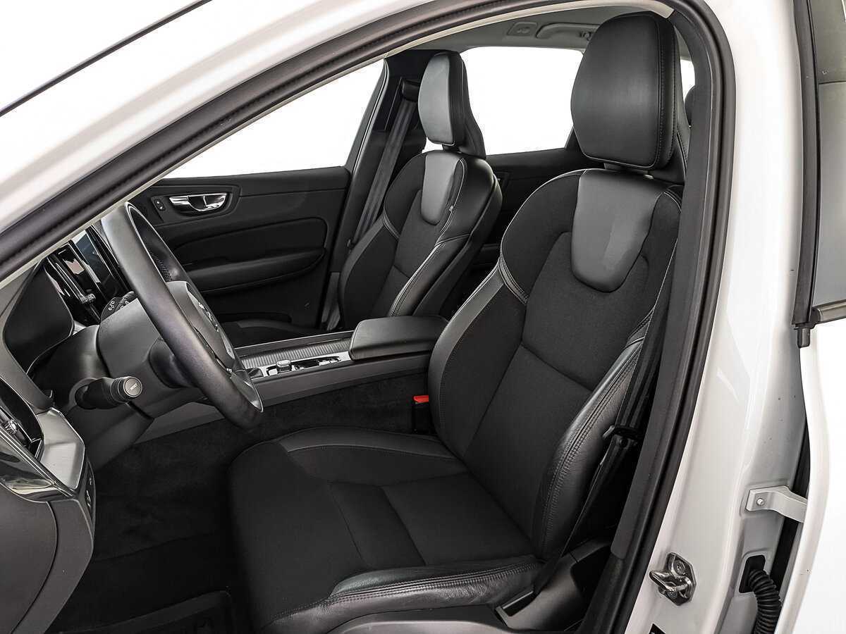 Volvo XC60 2019 года с пробегом. Фото: #19