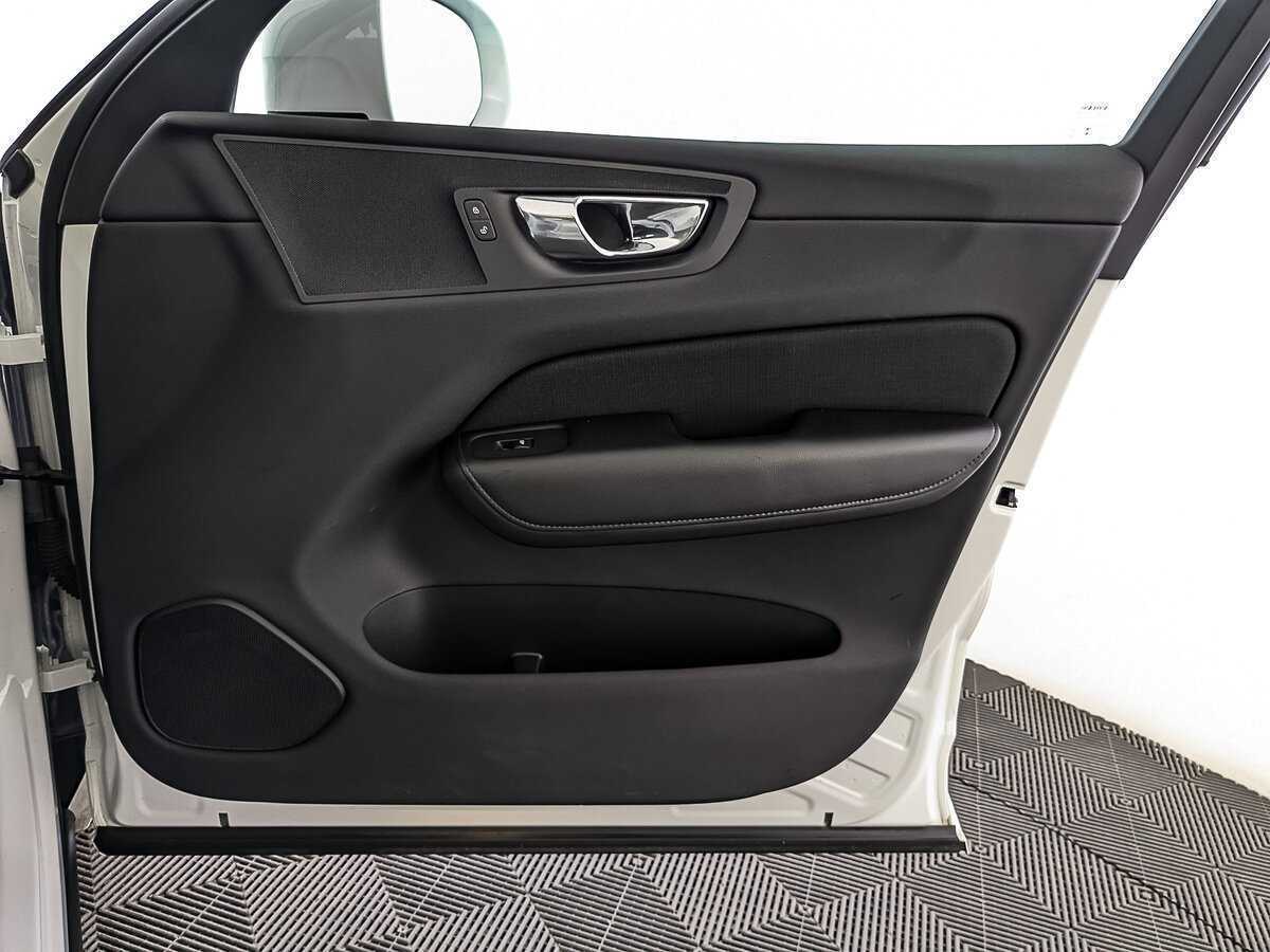 Volvo XC60 2019 года с пробегом. Фото: #23