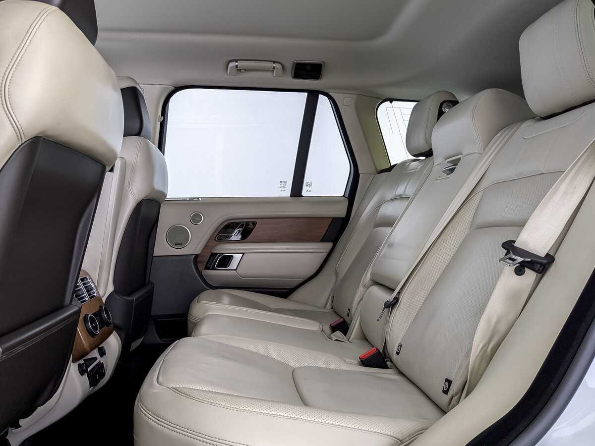 Land Rover Range Rover 2018 года с пробегом. Фото: #11