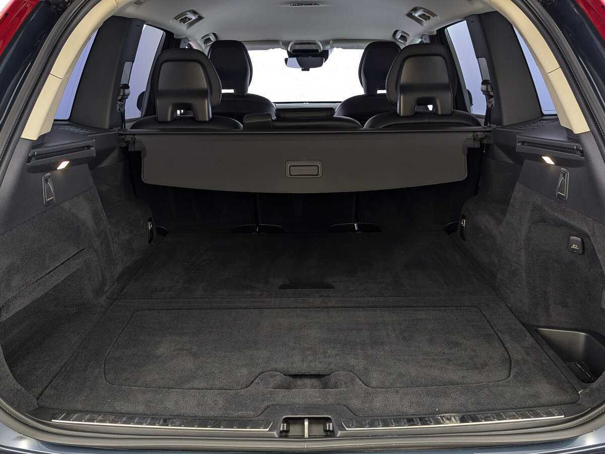 Volvo XC90 2018 года с пробегом. Фото: #9