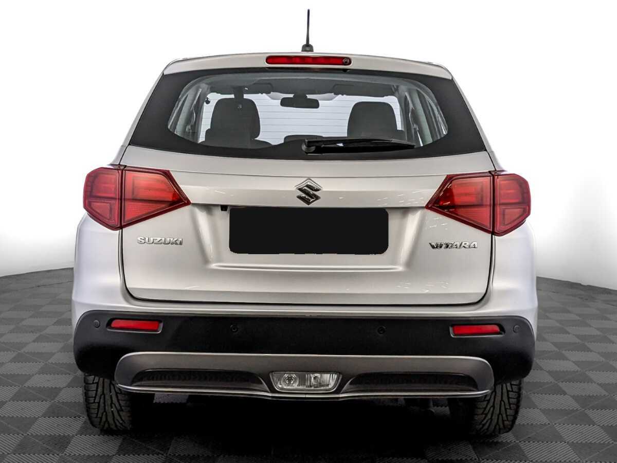 Suzuki Vitara 2021 года с пробегом. Фото: #5